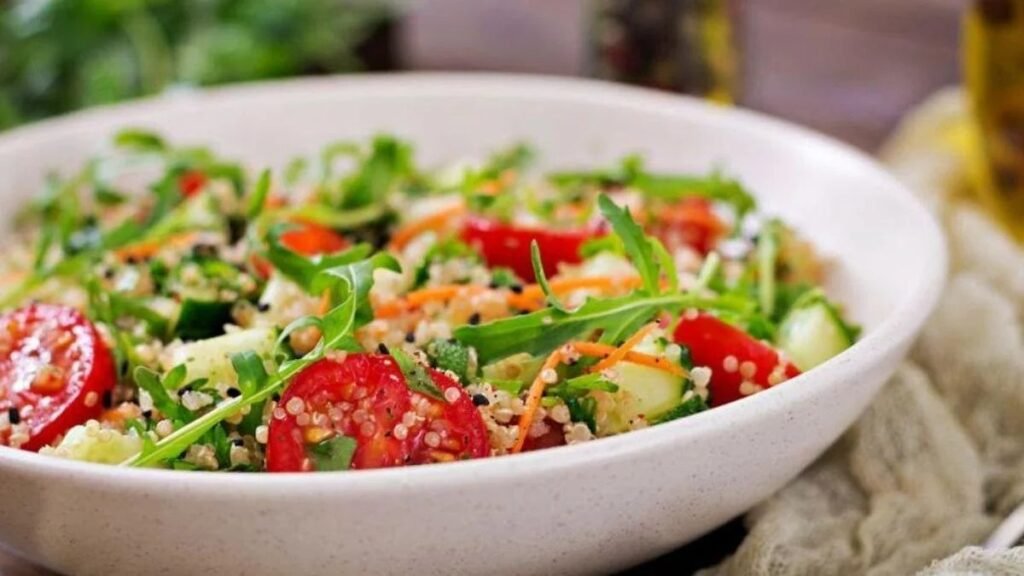 Salada de Quinoa com Legumes Assados